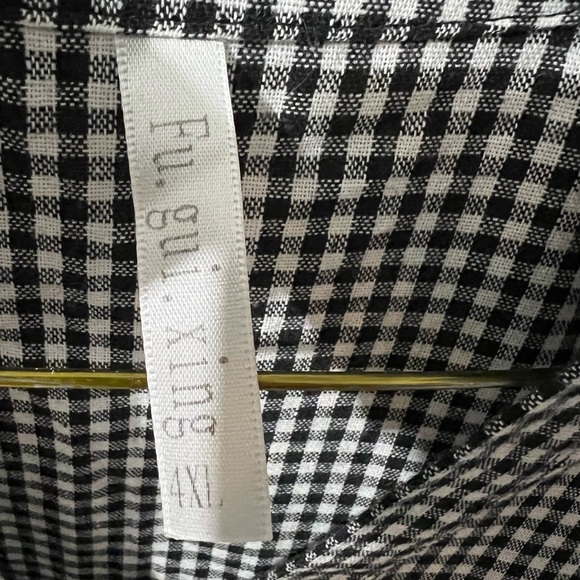 Checkered top - Picture 2 of 2